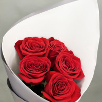 Букет с красной розой «Любовь с акцентом»