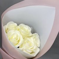 Букет с белой розой «Романтическое настроение»
